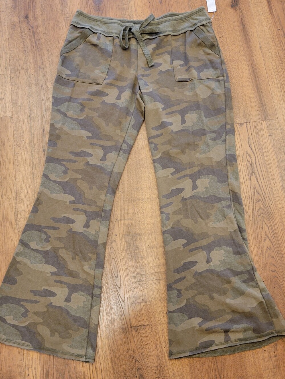 Camo Flared Jogger Pants - Olive Green
